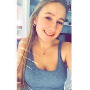 Meet your Posher, Leah